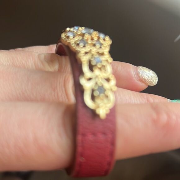 🎉1 hr sale 🎉Adjustable bracelet 💕 - Picture 8 of 8